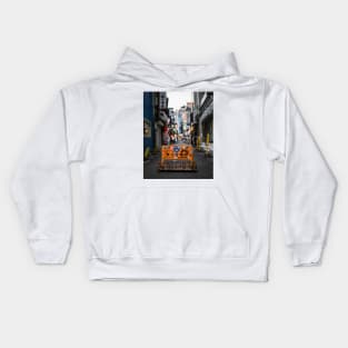 Shinjuku graffiti and street art Kids Hoodie